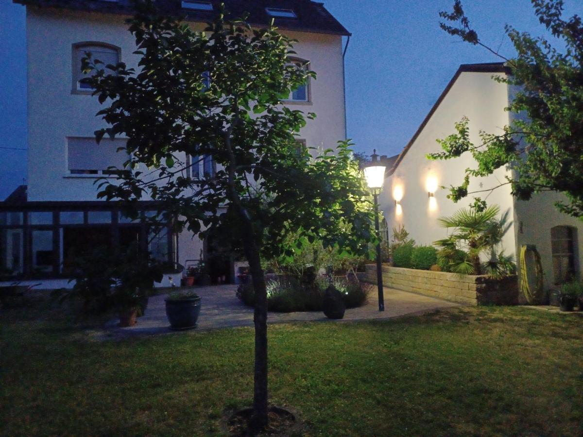 Gaestehaus Frevel * Munstermaifeld