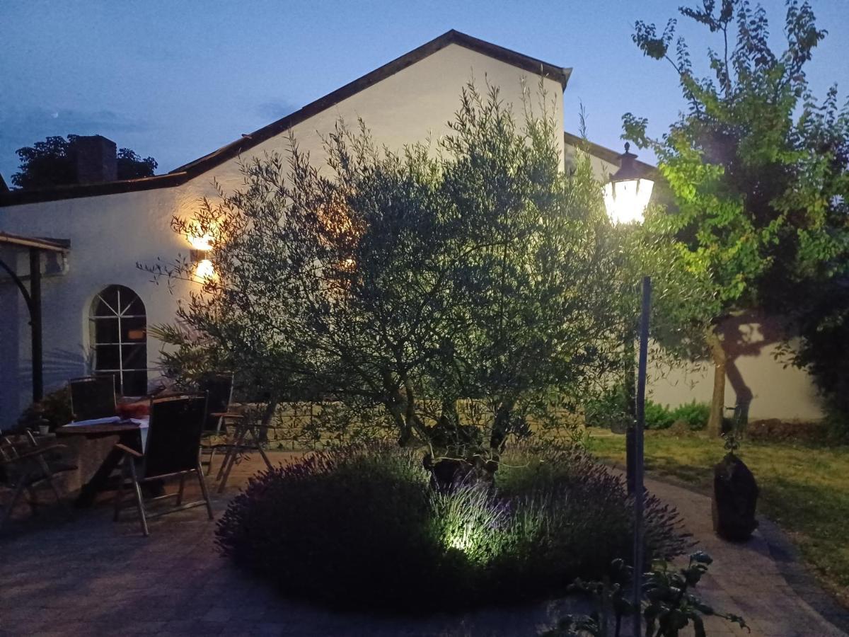 Gaestehaus Frevel Homestay *